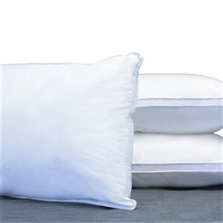 Medium Ultra Plush Microfibre Pillow 750gsm