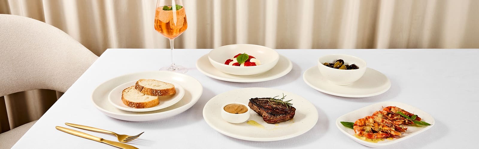 How to Mix & Match Tableware Crockery Colours for Modern Hospitality 