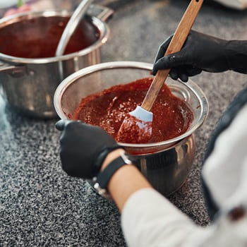 How Quality Essential Kitchen Tools Cut Prep Time