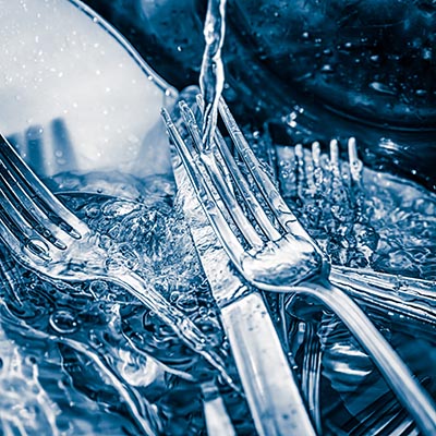 Reward Hospitality | Cutlery in the dishwasher