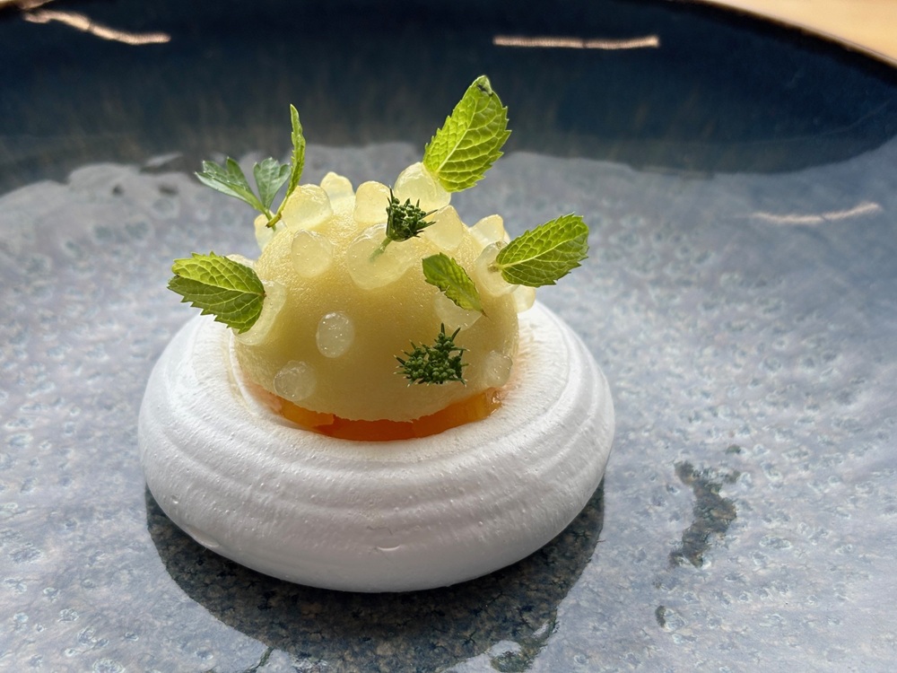 pineapple meringue