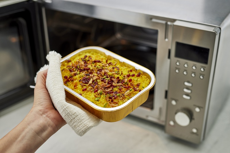 confoil trays and microwave oven