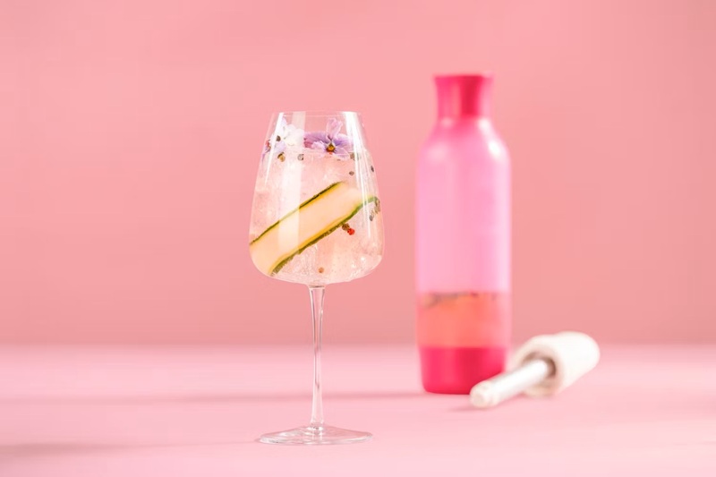 sakura gin fizz
